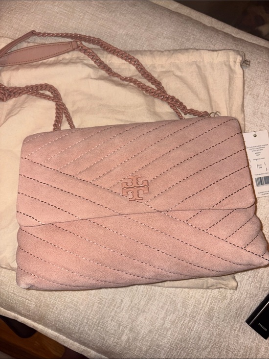Tory Burch Handbags - Tory Burch Blush Quilted Suede Chain Crossbody